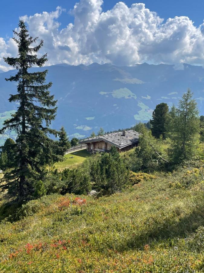 Apart Mountain Uderns Dış mekan fotoğraf