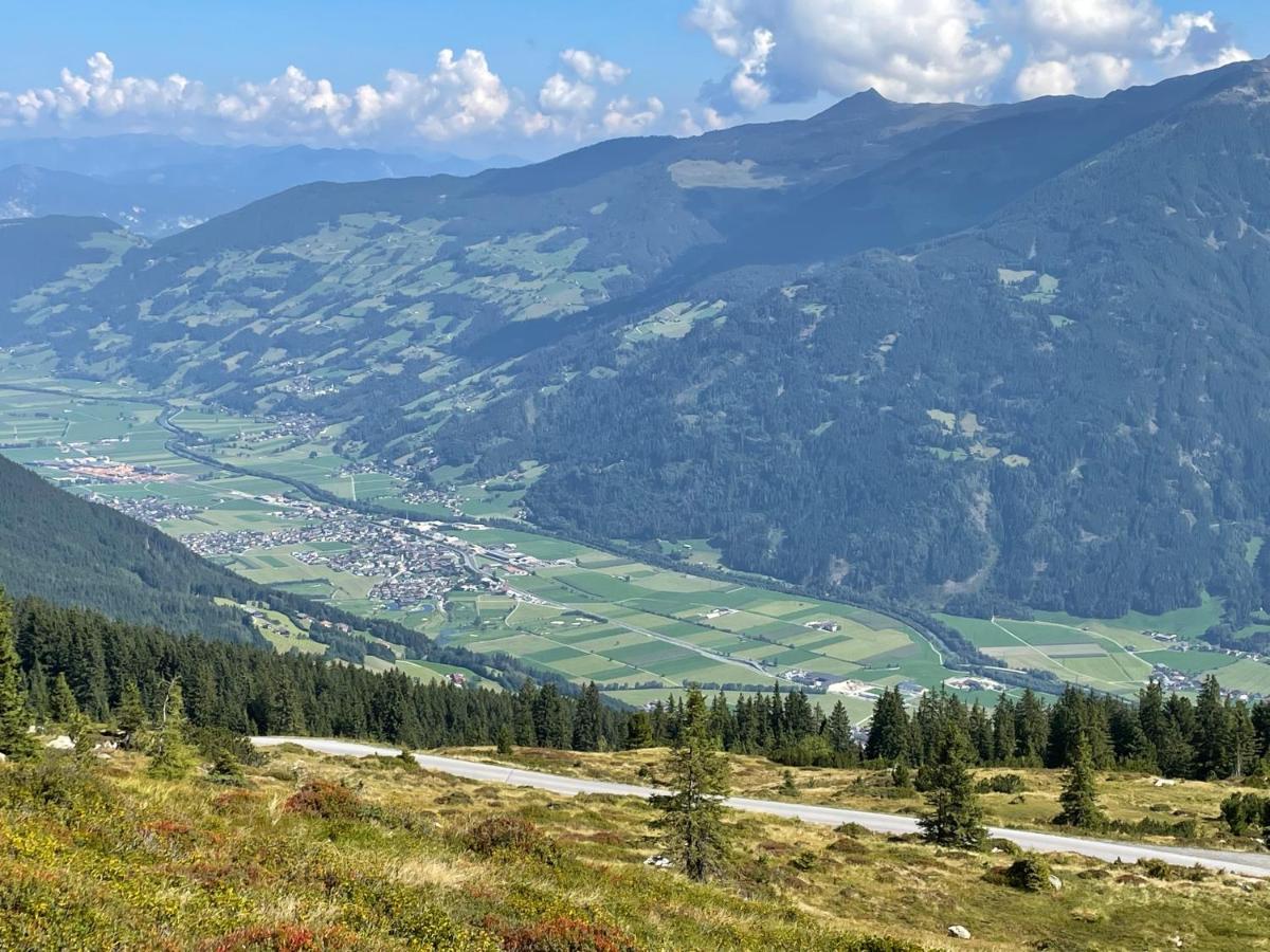 Apart Mountain Uderns Dış mekan fotoğraf